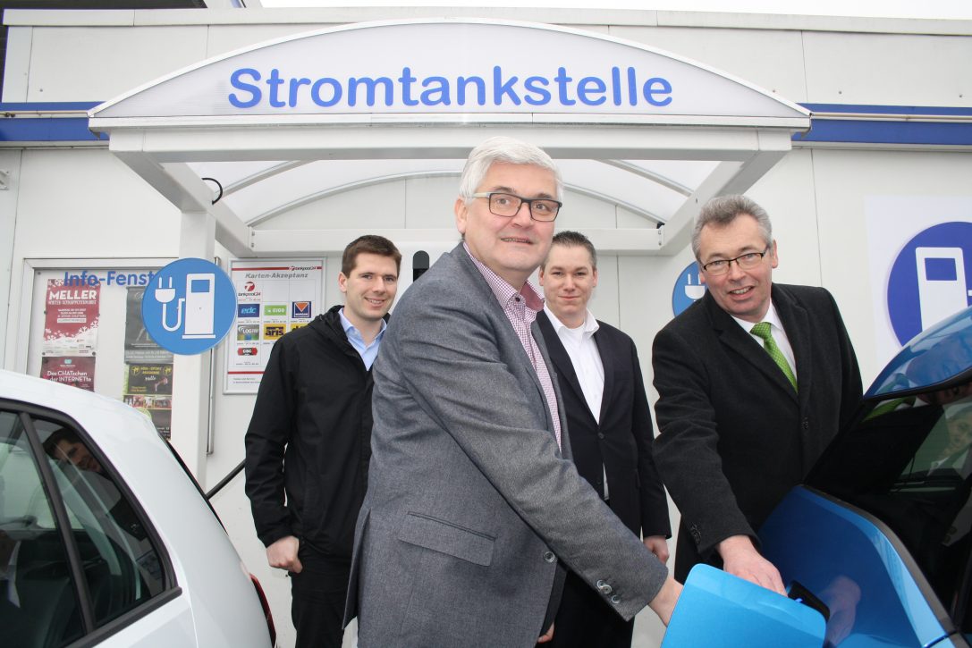 METANK eröffnet erste Stromtankstelle in der Stadt Melle